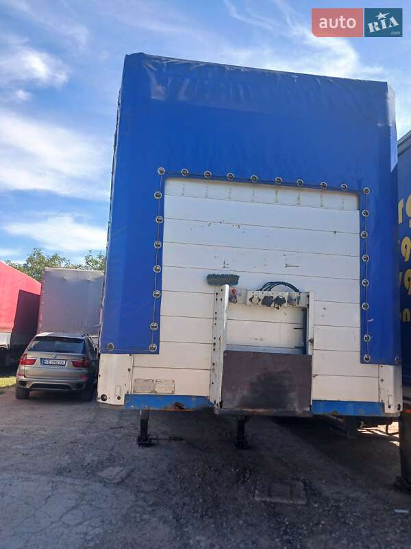Борт Schmitz SCS 27 2000 в Чернівцях