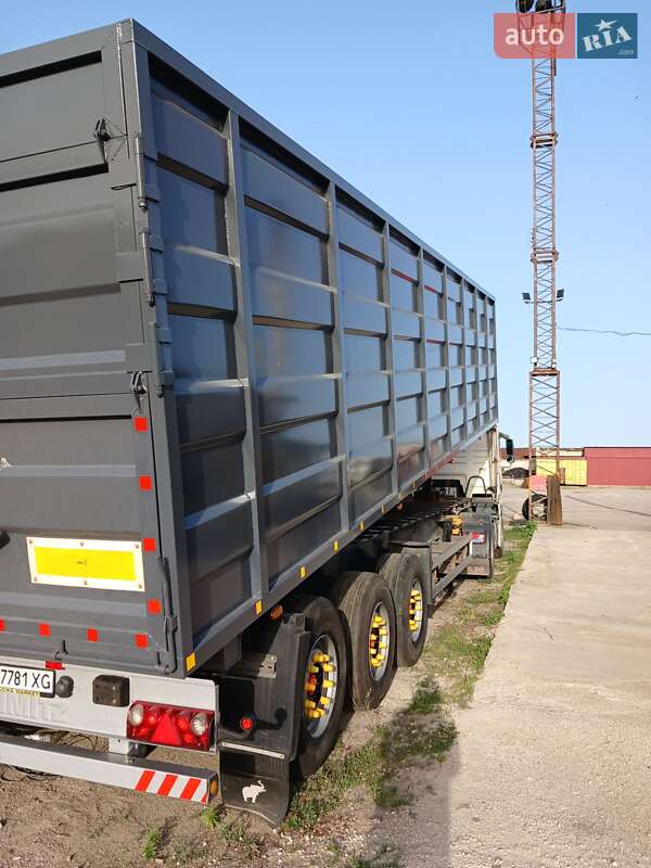 Самоскид напівпричіп Schmitz SCS L24 2007 в Первомайську