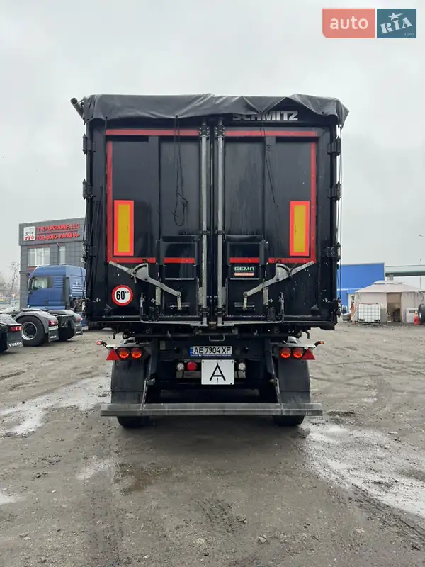 Зерновоз - полуприцеп Schmitz SGF S3 2019 в 