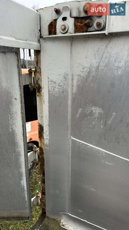 Зерновоз - полуприцеп Schmitz SGF S3 2013 в Стрые