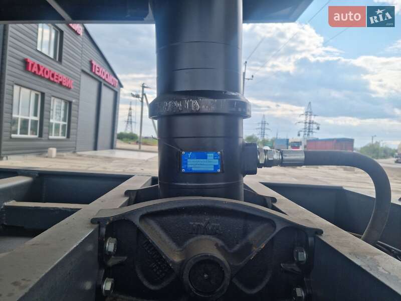 Самоскид напівпричіп Schmitz SKI 24 2006 в Одесі