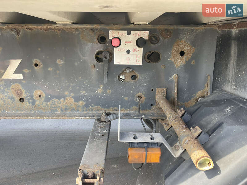 Самоскид напівпричіп Schmitz SKI 24 2005 в Вінниці