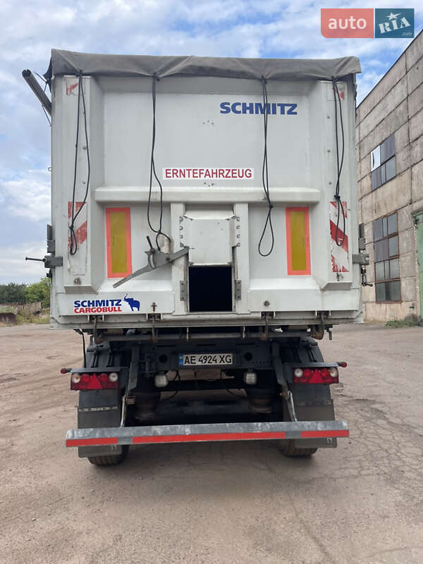 Самоскид напівпричіп Schmitz SKI 24 2010 в Кривому Розі