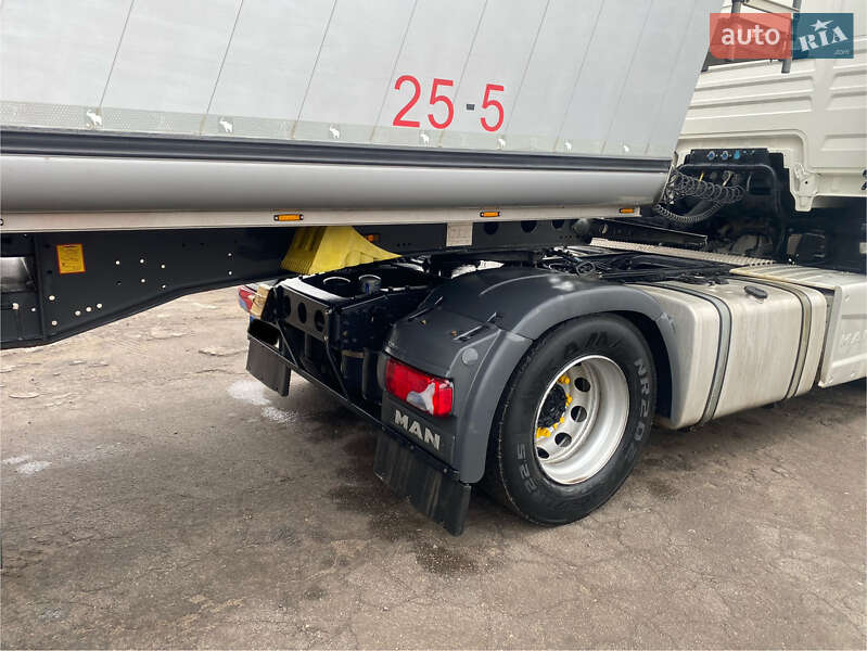 Зерновоз - полуприцеп Schmitz SKI 24 2014 в Кременчуге