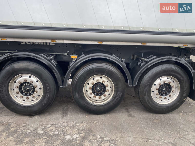 Зерновоз - полуприцеп Schmitz SKI 24 2014 в Кременчуге