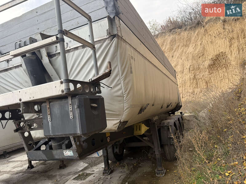 Самоскид напівпричіп Schmitz SKI 24 2011 в Дніпрі