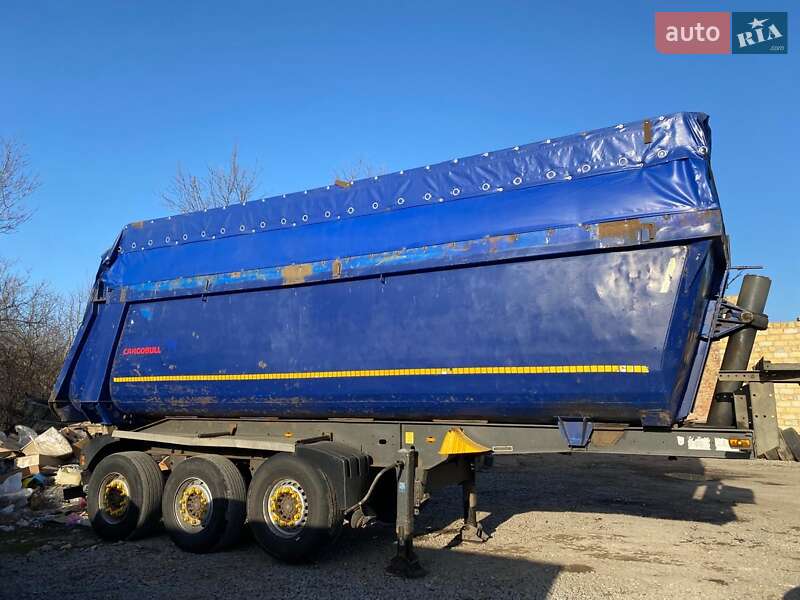 Самосвал полуприцеп Schmitz SKI 24 2004 в Одессе