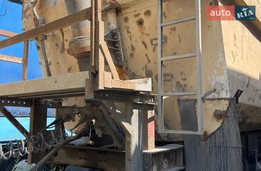 Самоскид напівпричіп Schmitz SKI 24 2000 в Горішніх Плавнях