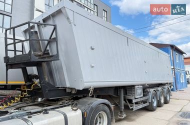 Зерновоз - напівпричіп Schmitz SKI 24 2006 в Тернополі