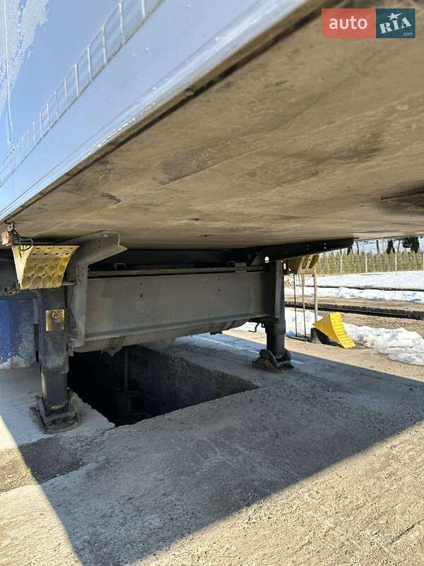 Рефрижератор напівпричіп Schmitz SKO 24 2008 в Хусті