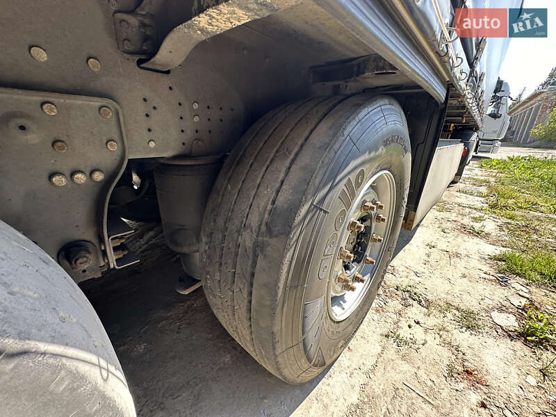 Тентований борт (штора) - напівпричіп Schmitz SKO 24 2017 в Львові