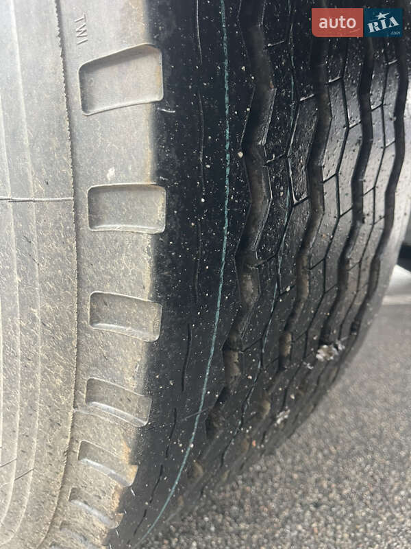 Самоскид напівпричіп Schmitz SKO 24 2005 в Запоріжжі