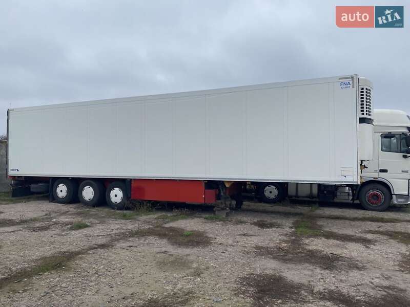 Рефрижератор полуприцеп Schmitz SKO 24L 2004 в Прилуках