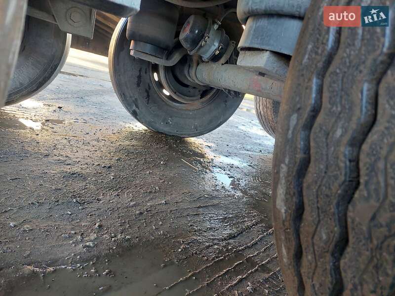 Зерновоз - напівпричіп Schmitz SPR 24 1998 в Бучачі фото 12 Зерновоз - напівпричіп Schmitz SPR 24 1998 в Бучачі