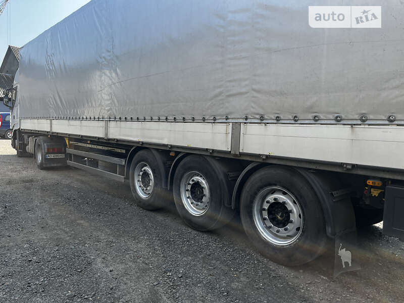 Бортовий напівпричіп Schmitz SPR 24L 2007 в Хусті