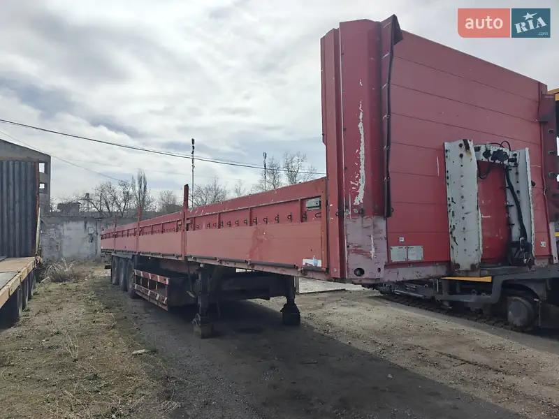 Бортовой полуприцеп Schmitz SPR 24L 1999 в 