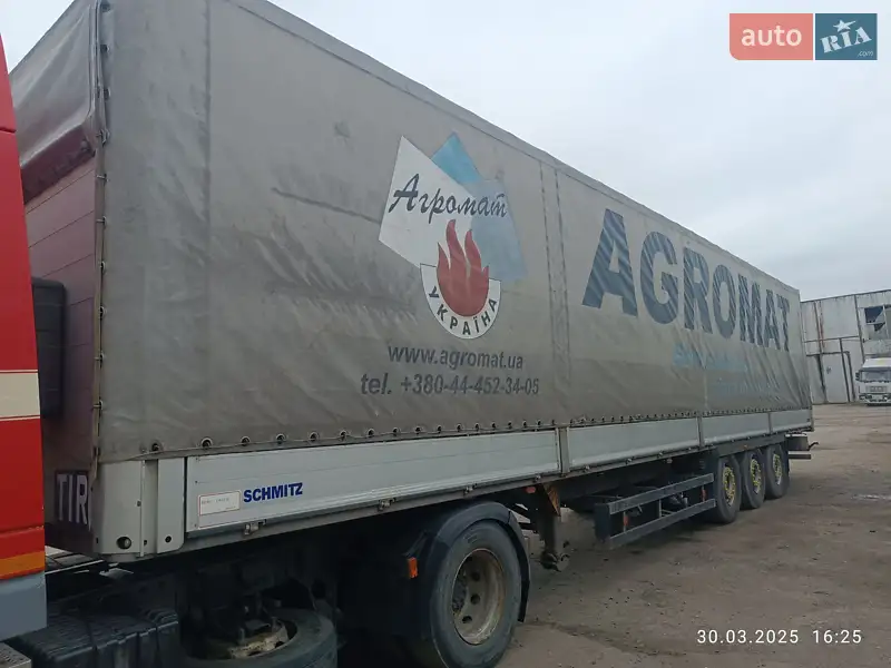 Бортовой полуприцеп Schmitz SPR 24L 2004 в 