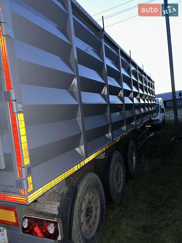 Самоскид напівпричіп Schmitz SPR 24L 2007 в Веселиновому