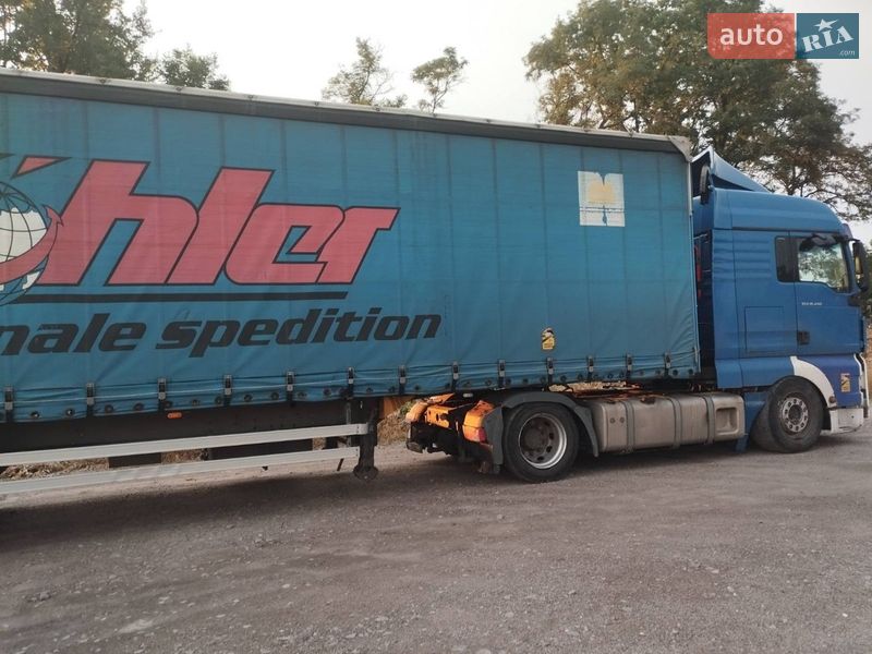 Schmitz SPR 24L 2004