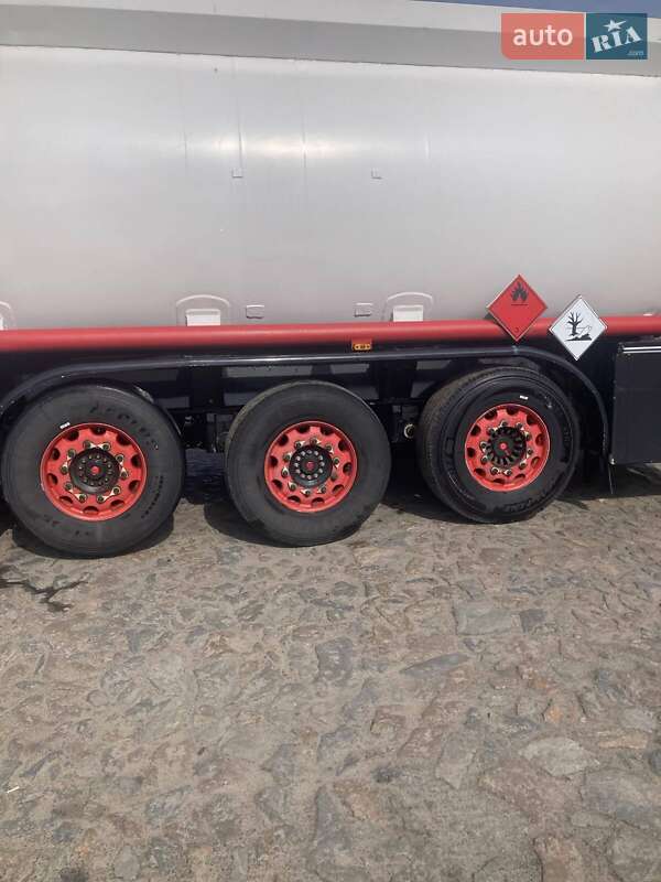 Цистерна Schrader Z-STA 24 2000 в Днепре