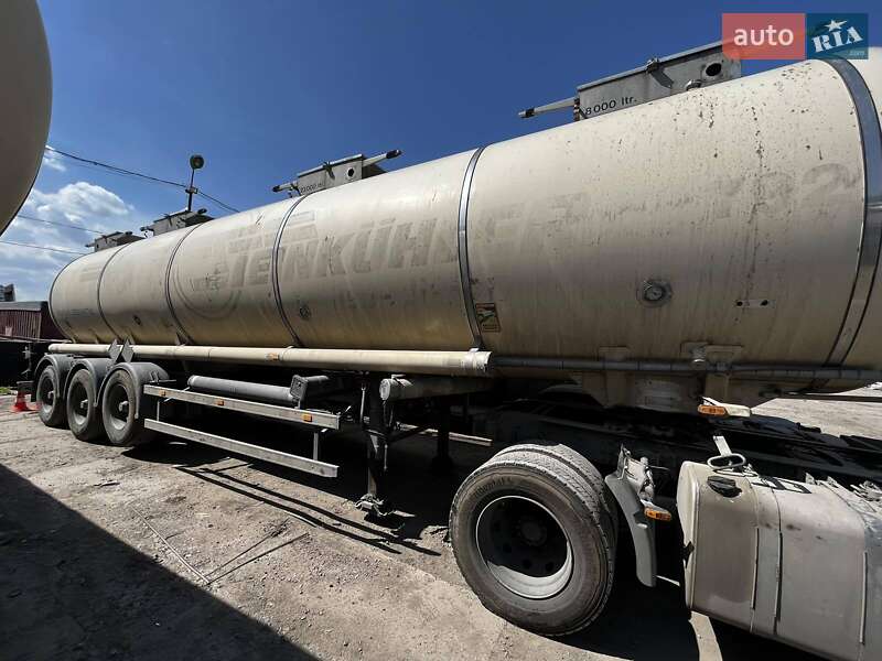 Цистерна полуприцеп Schrader Z-STA 24 2003 в 