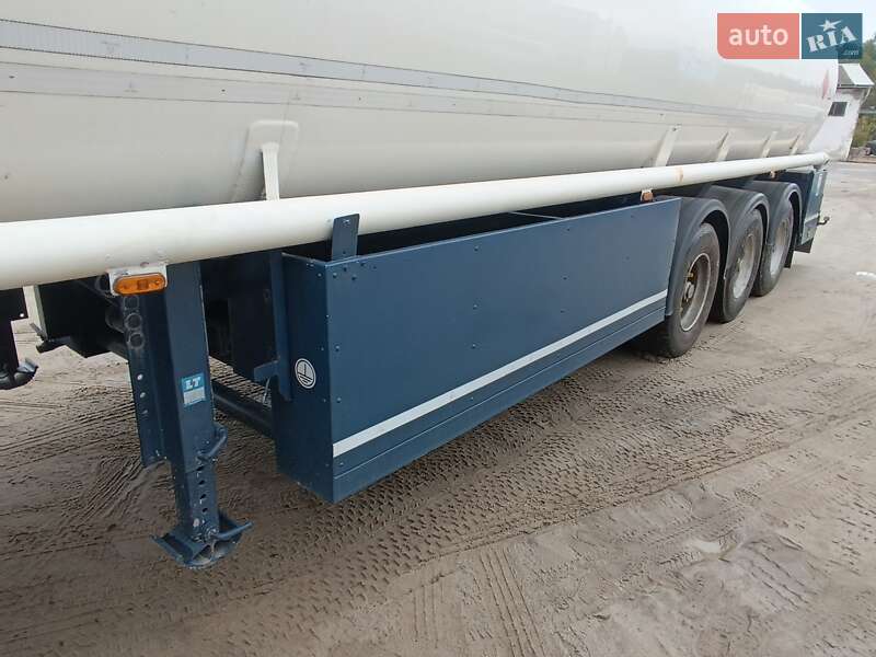 Цистерна полуприцеп Schrader Z-STA 24 2005 в Житомире