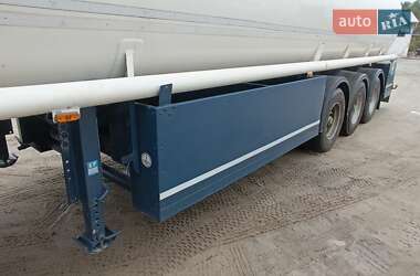 Цистерна полуприцеп Schrader Z-STA 24 2005 в 