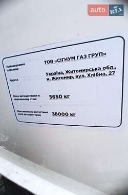 Цистерна напівпричіп Schrader Z-STA 24 2011 в 