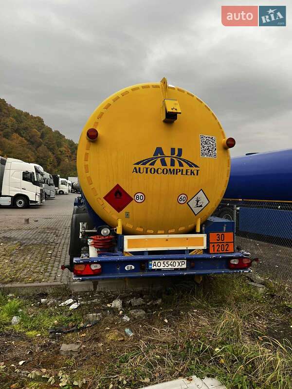 Цистерна полуприцеп Schrader Z-STA 24 2007 в Мукачево