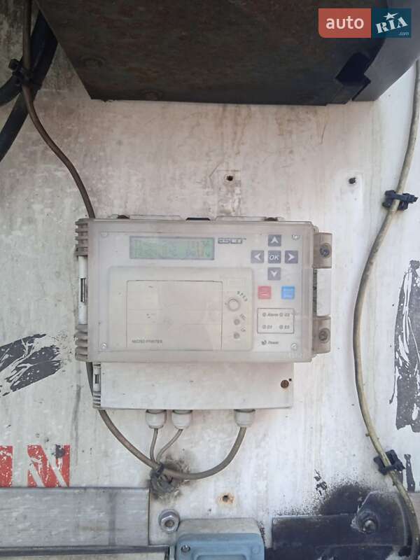 Рефрижератор Schwarzmuller 3/ZJ 2000 в Киеве