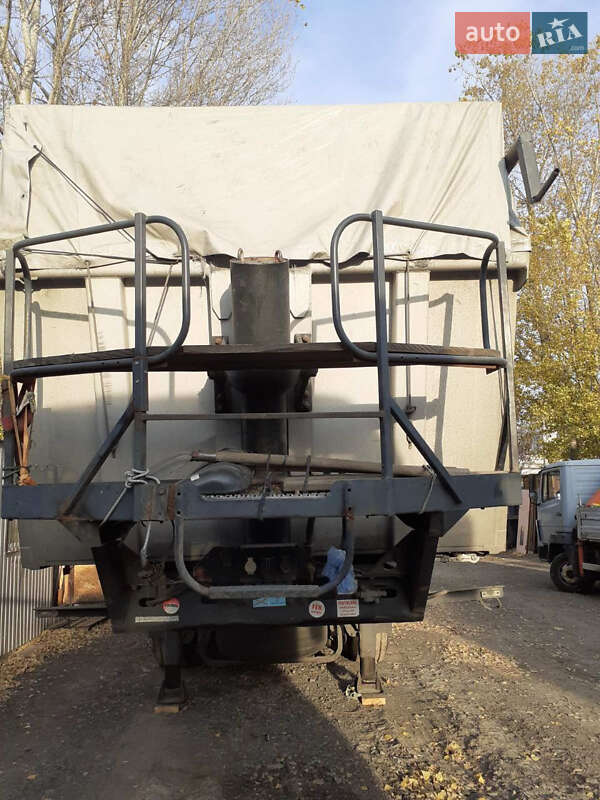 Самосвал полуприцеп Schwarzmuller 3A-ALMKSH 2006 в Киеве