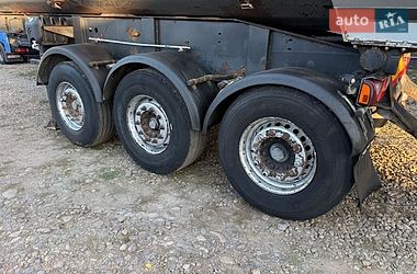 Самоскид напівпричіп Schwarzmuller 3E-E 2007 в Долині