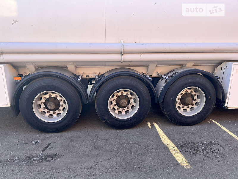 Цистерна напівпричіп Schwarzmuller BPW 2006 в Києві фото 6 Цистерна напівпричіп Schwarzmuller BPW 2006 в Києві