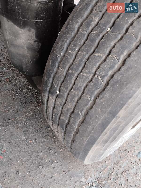 Бортовой полуприцеп Schwarzmuller BPW 2001 в Новоукраинке