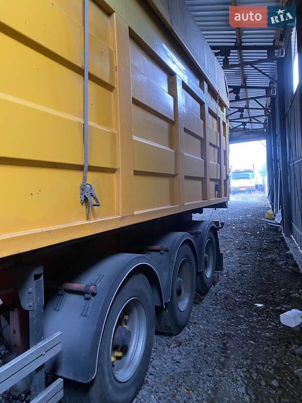Зерновоз - напівпричіп Schwarzmuller BPW 2000 в Дніпрі