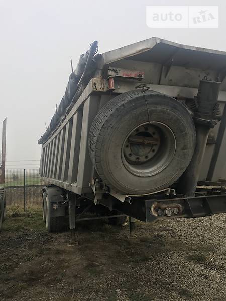 Самоскид напівпричіп Schwarzmuller E 1990 в Івано-Франківську