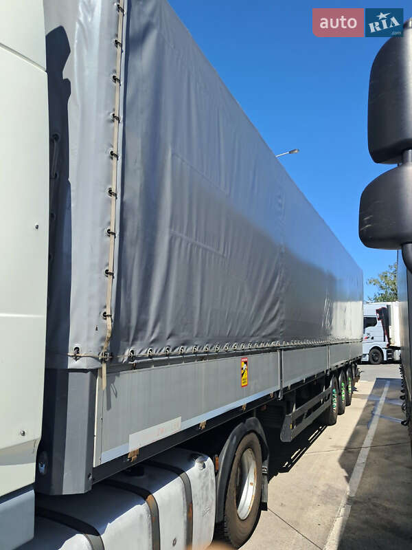 Schwarzmuller J-Serie 2011 Schwarzmuller J-Serie 2011