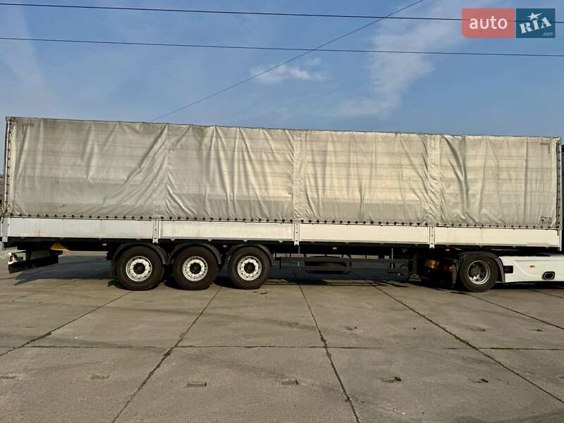Бортовой полуприцеп Schwarzmuller S-1 2012 в Мукачево