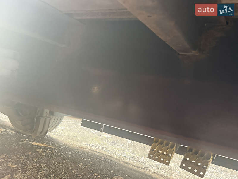 Тентованный борт (штора) - полуприцеп Schwarzmuller SAF 2006 в Иршаве фото 4 Тентованный борт (штора) - полуприцеп Schwarzmuller SAF 2006 в Иршаве