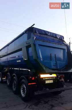 Самосвал полуприцеп Schwarzmuller SK 2013 в 