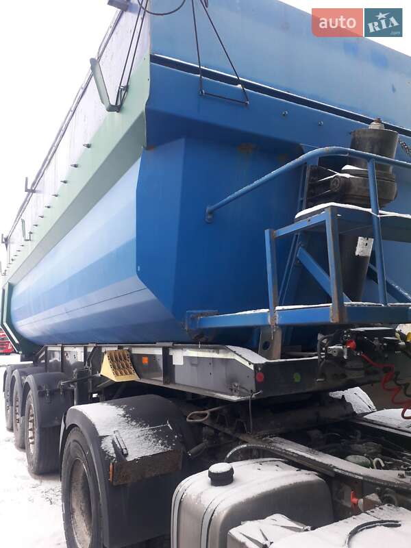 Самоскид напівпричіп Schwarzmuller SK 2013 в Кам'янському