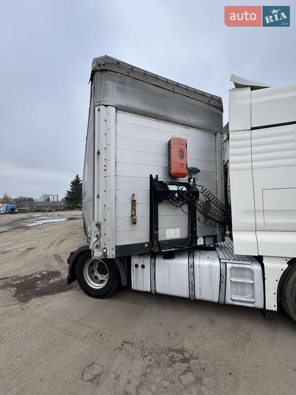 Тентований борт (штора) - напівпричіп Schwarzmuller SN24 2011 в Луцьку