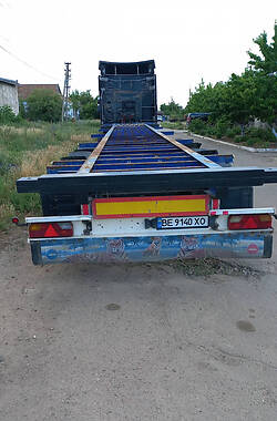 Контейнеровоз напівпричіп Schwarzmuller SPA-3E 2005 в Миколаєві