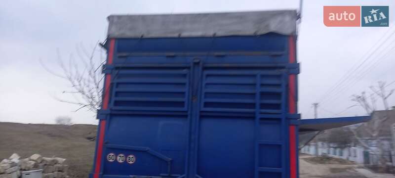 Бортовой полуприцеп Schwarzmuller SPA-3E 2006 в Николаеве