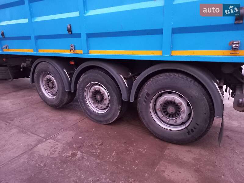 Зерновоз - полуприцеп Schwarzmuller SPA-3E 2006 в Житомире