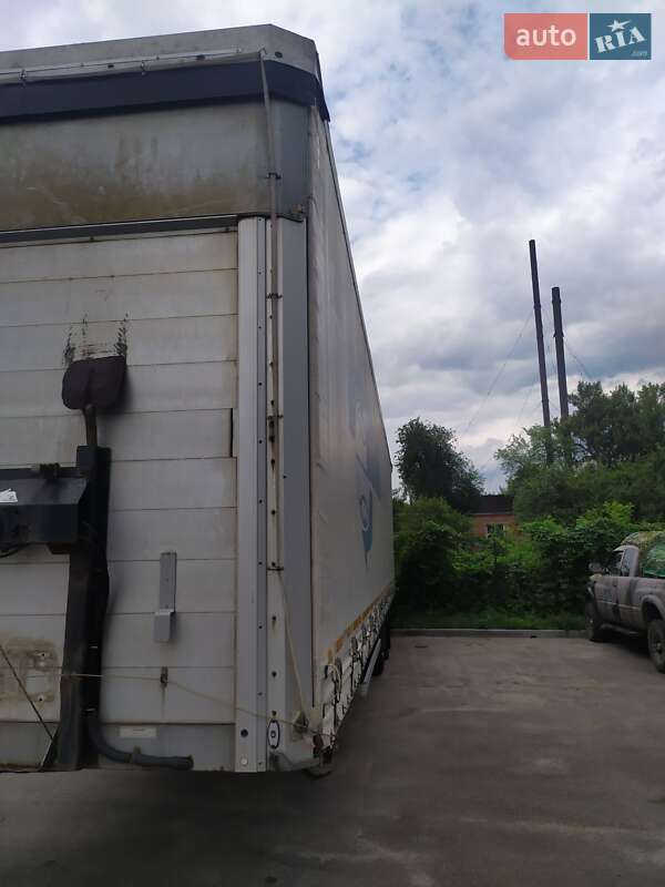 Низкорамная платформа Schwarzmuller SPA-3E 2007 в Сумах