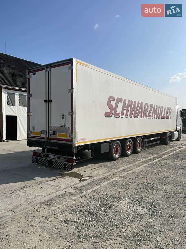Рефрижератор напівпричіп Schwarzmuller SPA-3E 2007 в Ужгороді