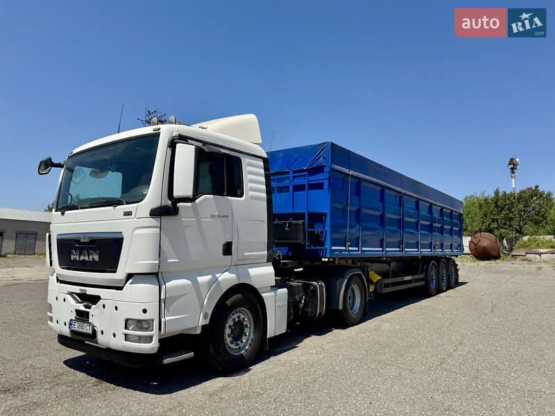 Самоскид напівпричіп Schwarzmuller SPA-3E 2006 в Миколаєві