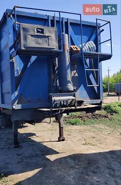 Самосвал полуприцеп Schwarzmuller SPA-3E 2004 в 