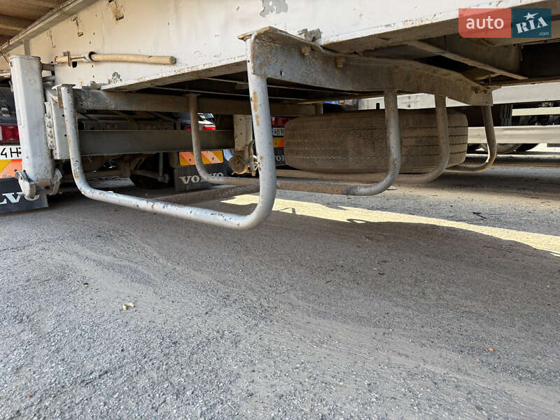 Самоскид напівпричіп Schwarzmuller SPA-3E 2005 в Вінниці